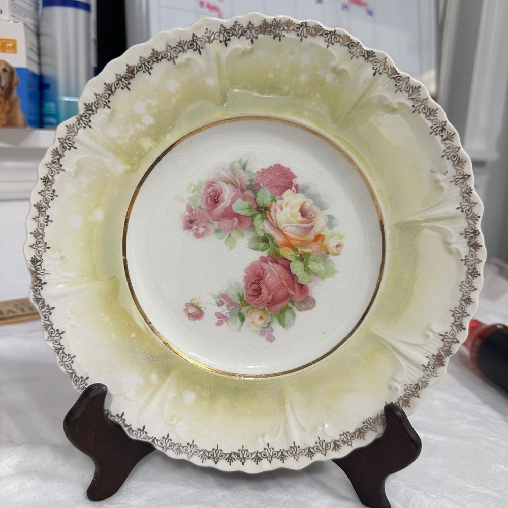 Vintage Victorian Floral Rose Decorative Plate Scalloped Gold Gilt Trim Yellow